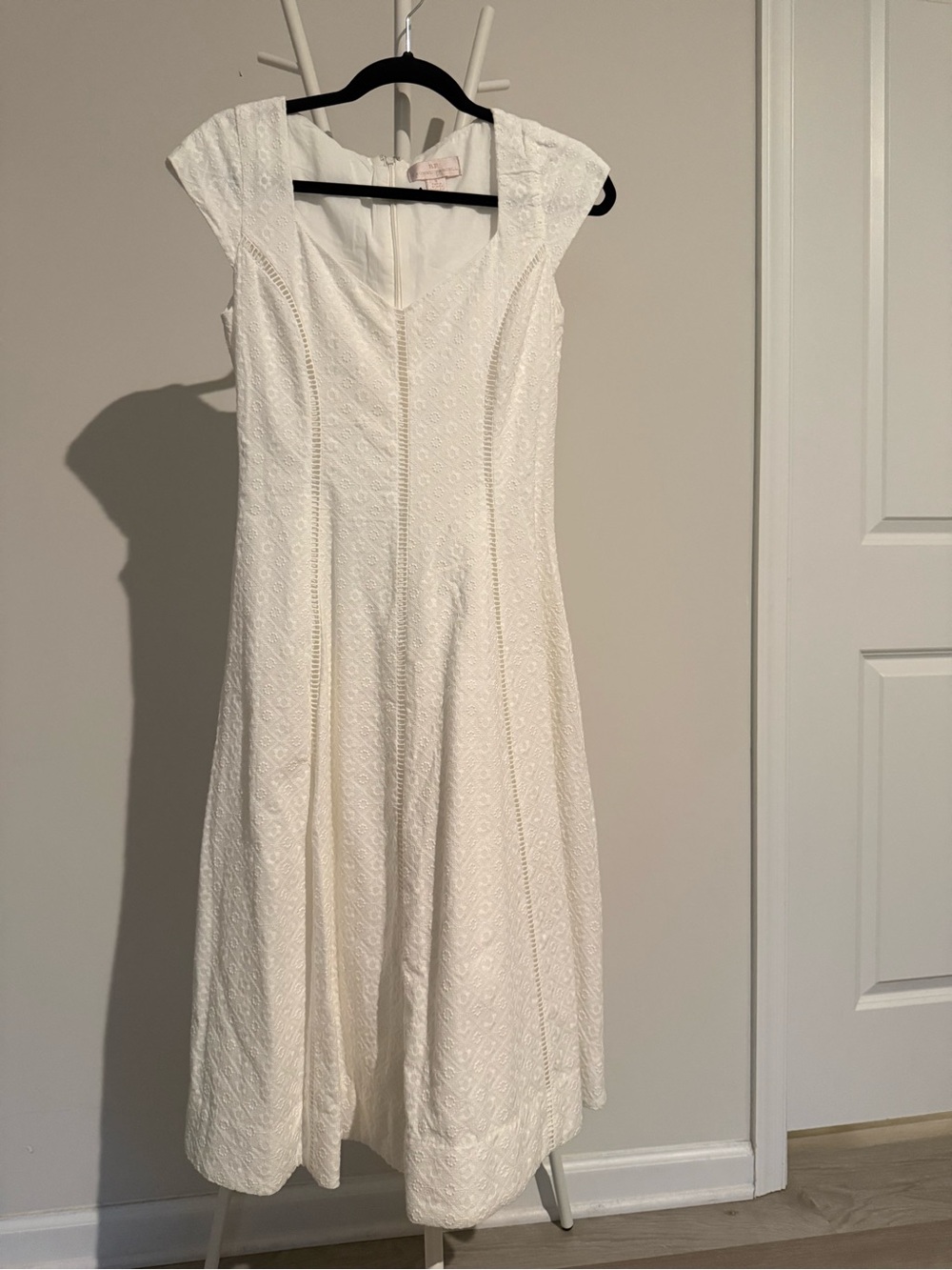 Rachel Parcell classic white dress